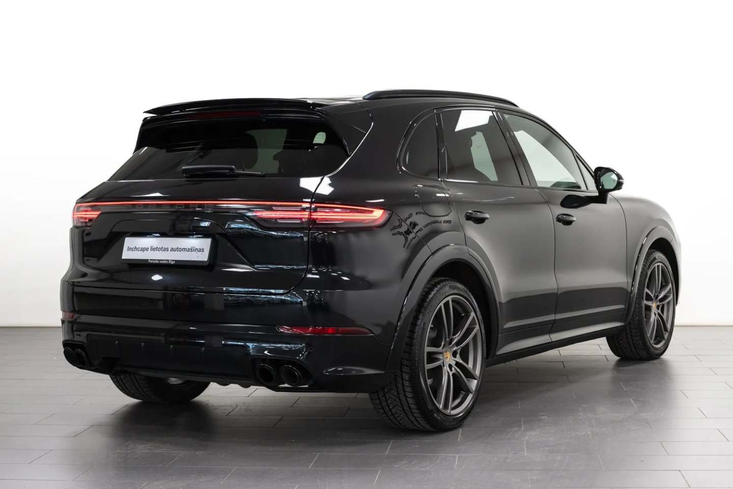 Porsche CAYENNE — foto 2