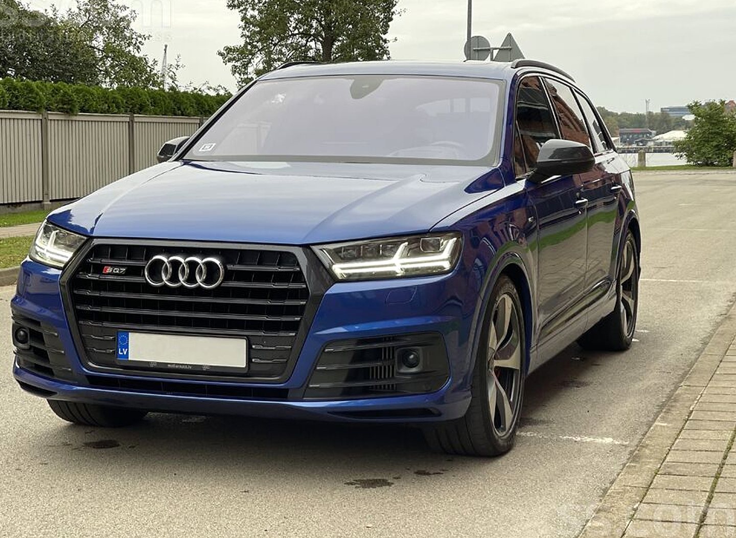 Audi Q7 — foto 2