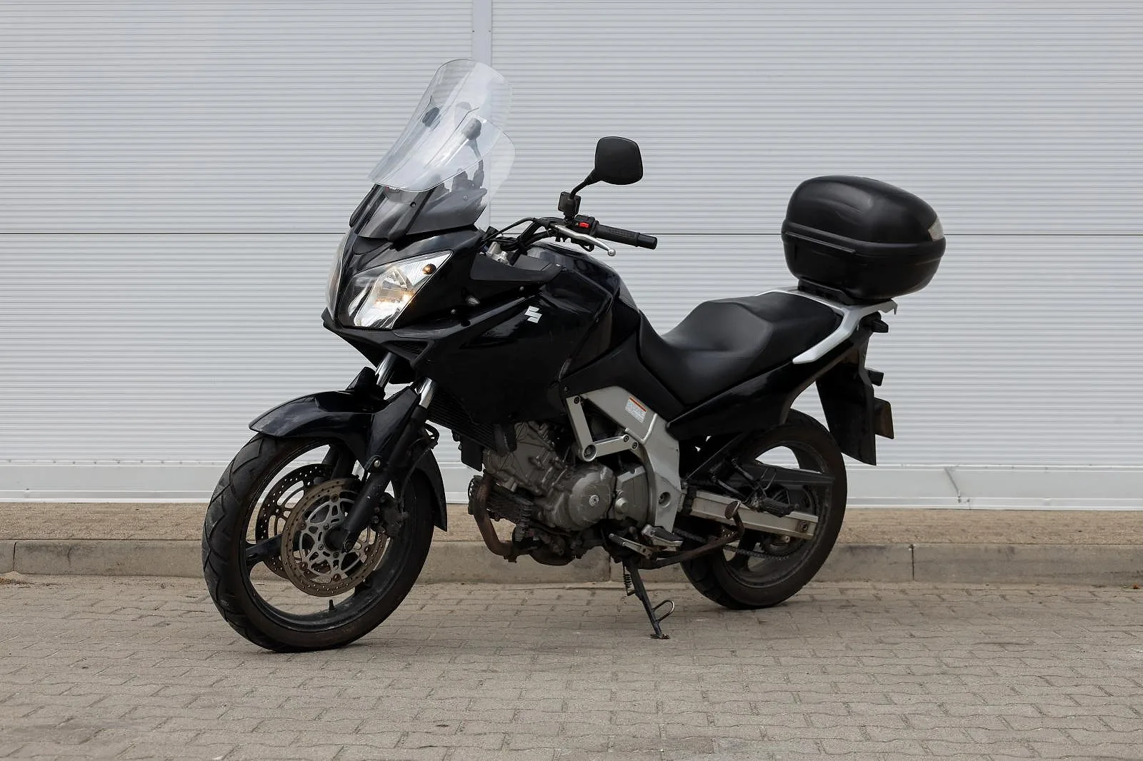 Suzuki DL (V-Strom), 2004. gads