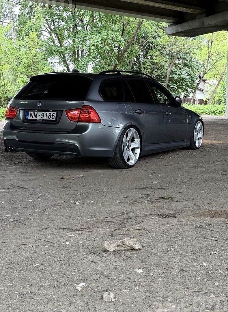 BMW 320 — foto 4