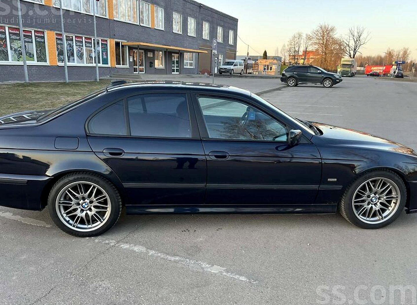 BMW 525 — foto 5