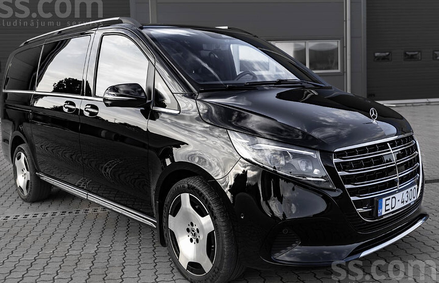 Mercedes-Benz V300 — foto 2