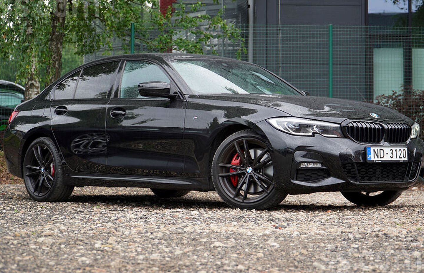BMW 330 — foto 2