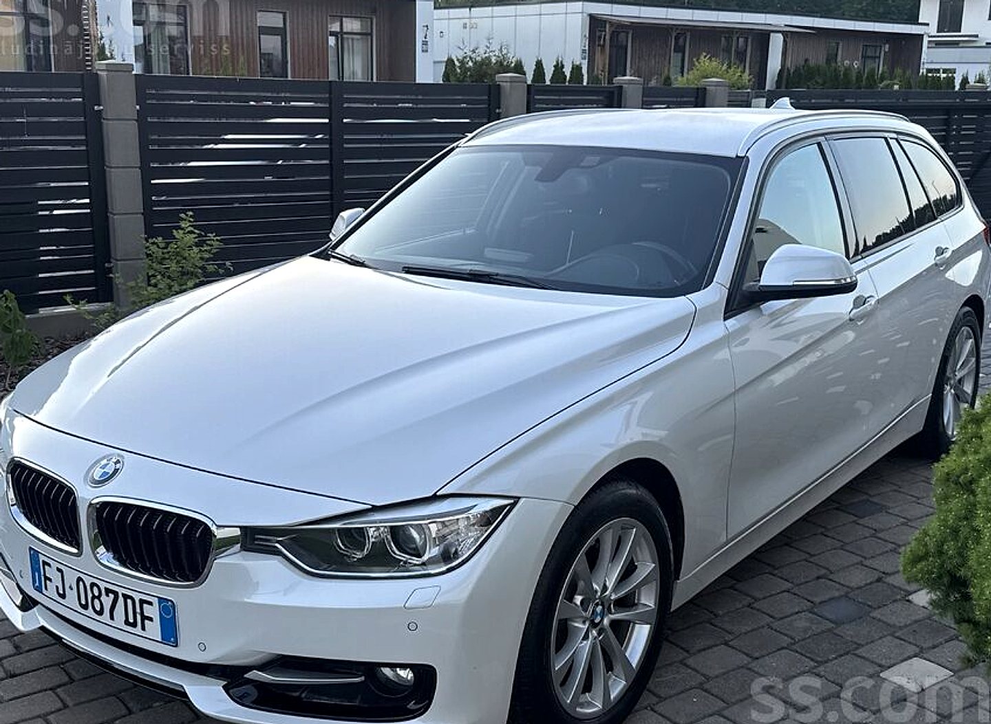 BMW 325 — foto 2