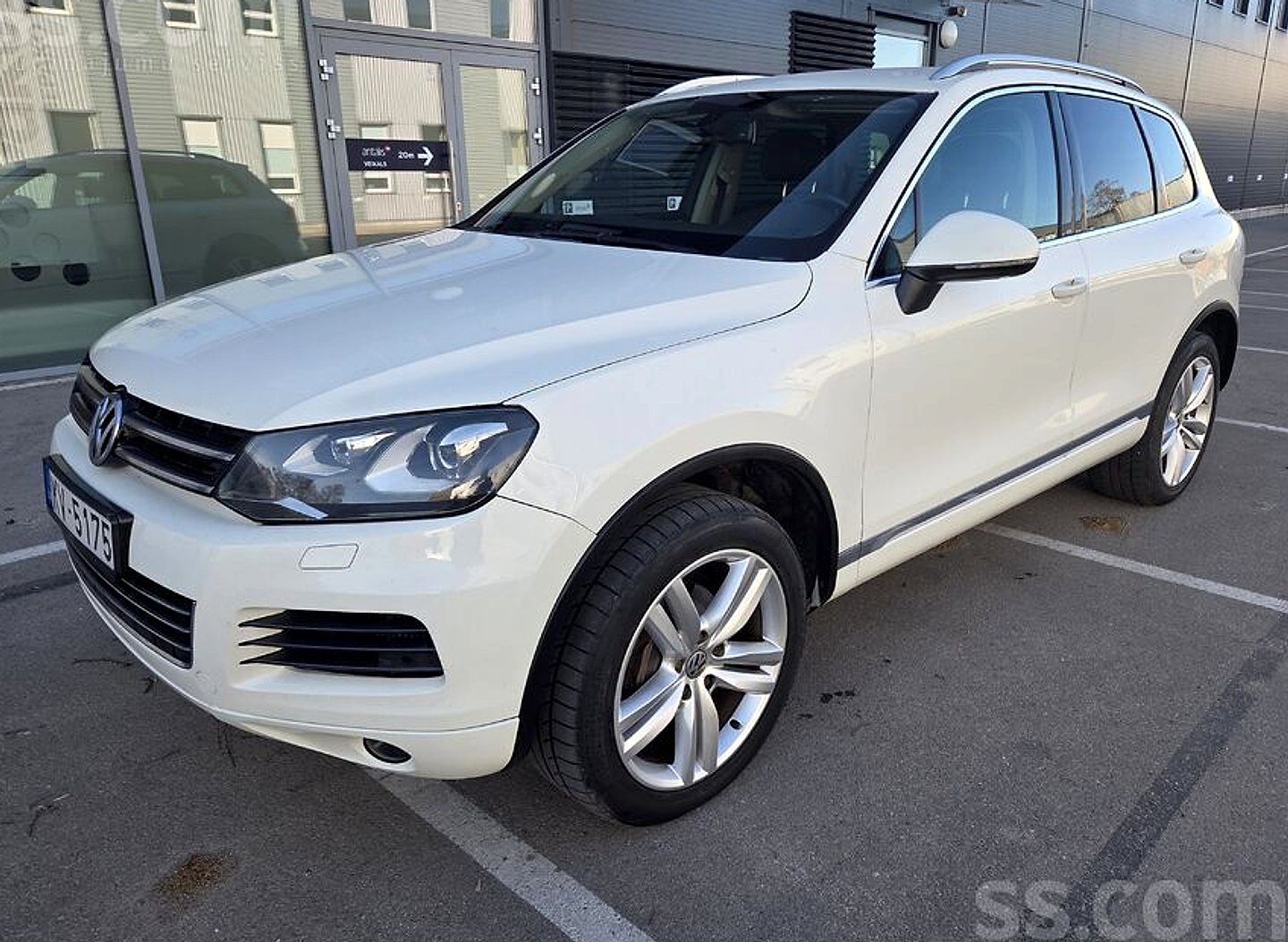Volkswagen Touareg, 2011. gads