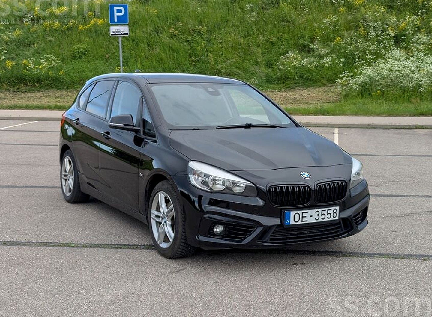 BMW 218 — foto 2
