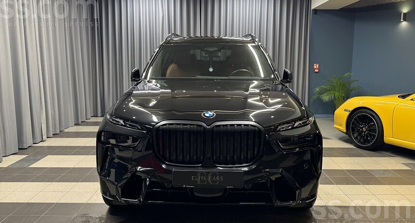 BMW X7 — foto 2