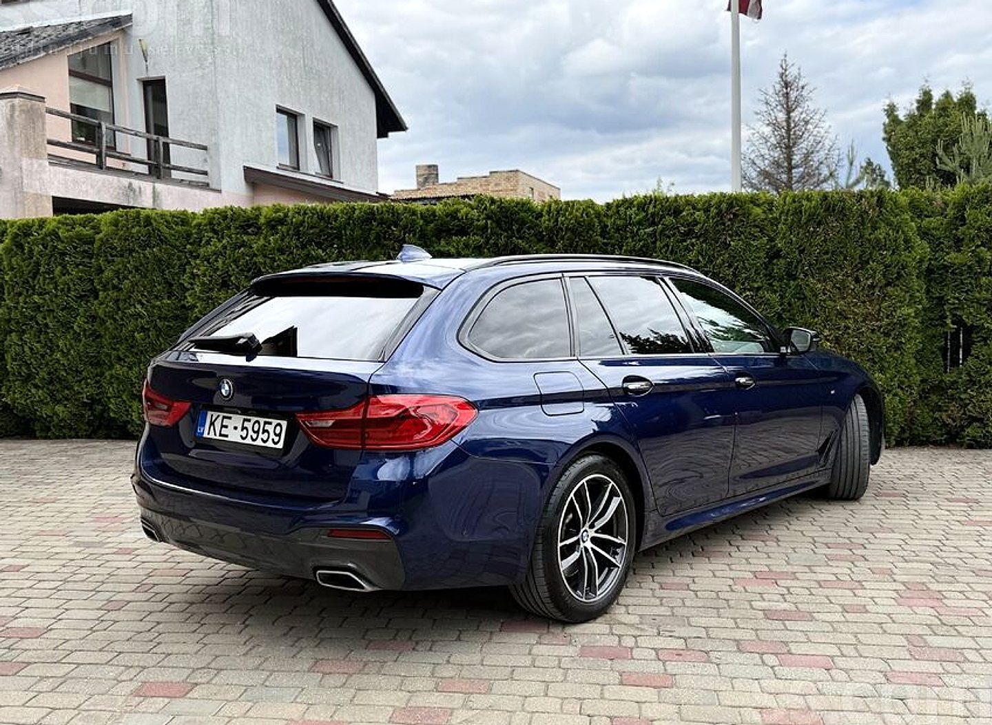 BMW 530 — foto 5