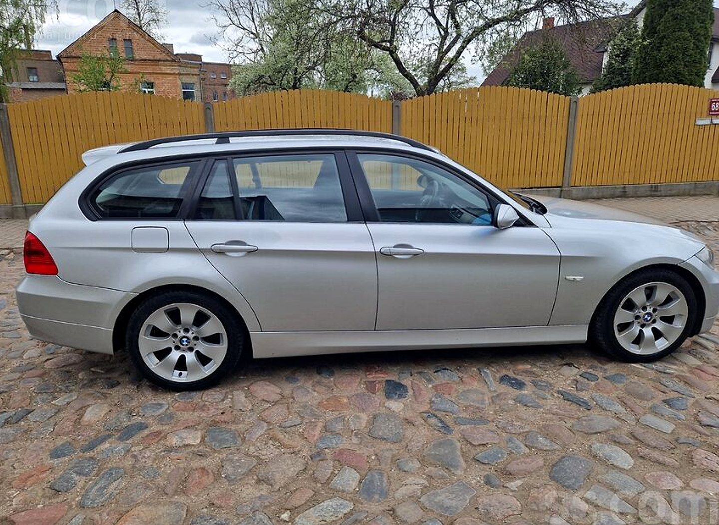 BMW 318 — foto 5