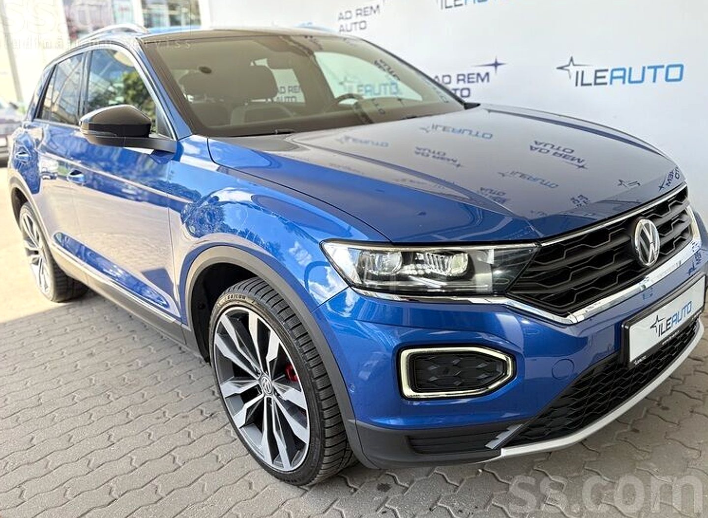 Volkswagen T-Roc — foto 5