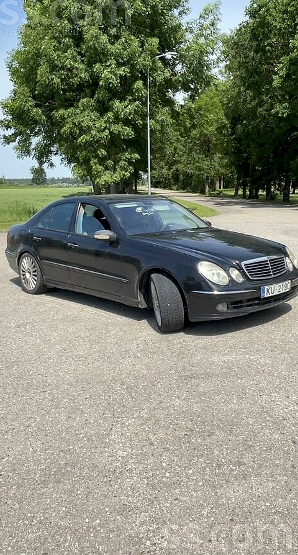 Mercedes-Benz E270 — foto 3