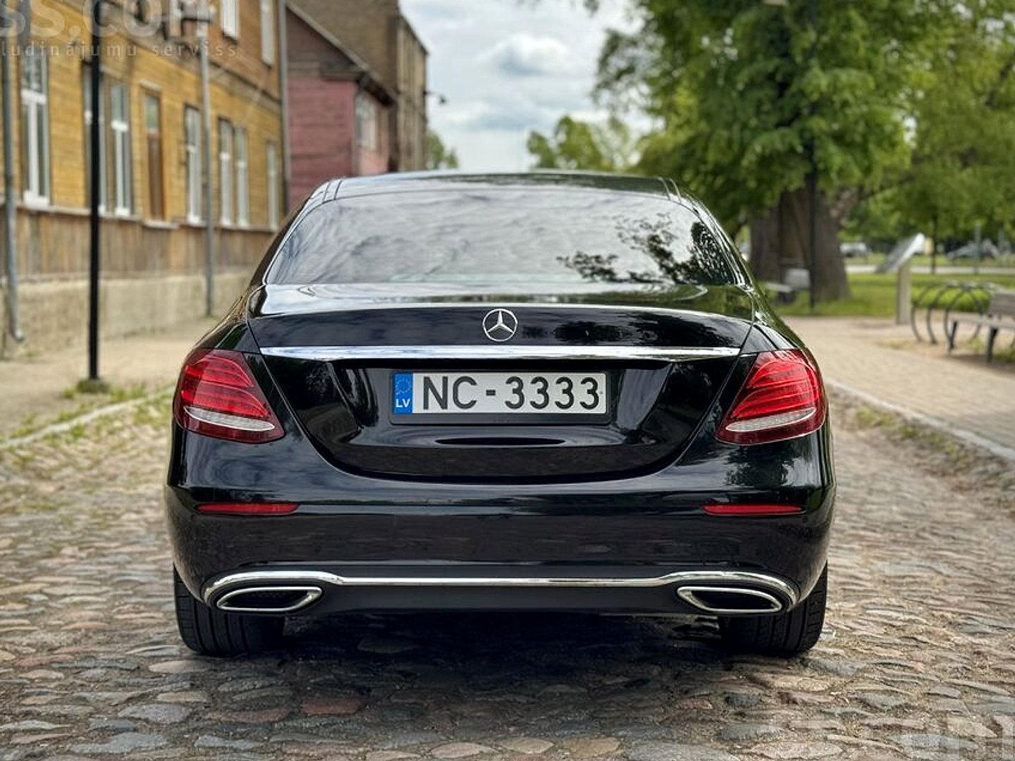 Mercedes-Benz E220 — foto 6