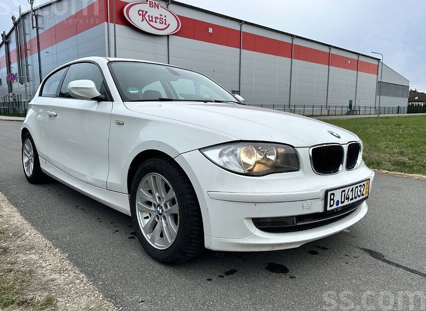 BMW 116 — foto 2