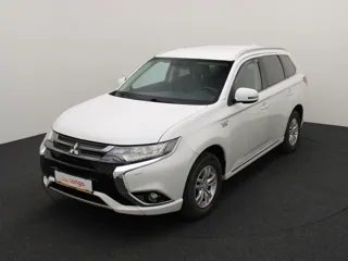 MITSUBISHI Outlander, 2015. gads