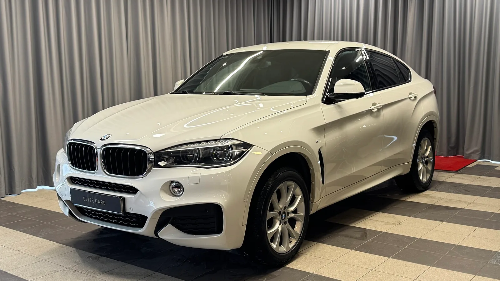 BMW X6, 2018. gads