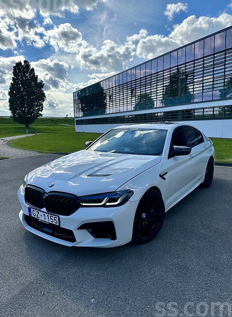 BMW 550, 2018. gads