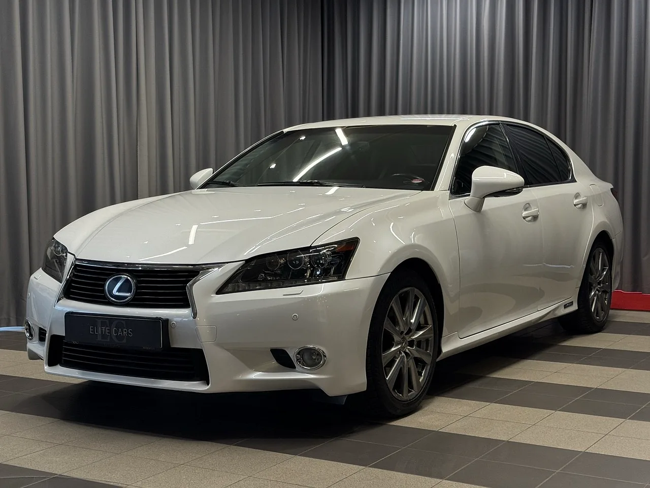 Lexus GS, 2013. gads
