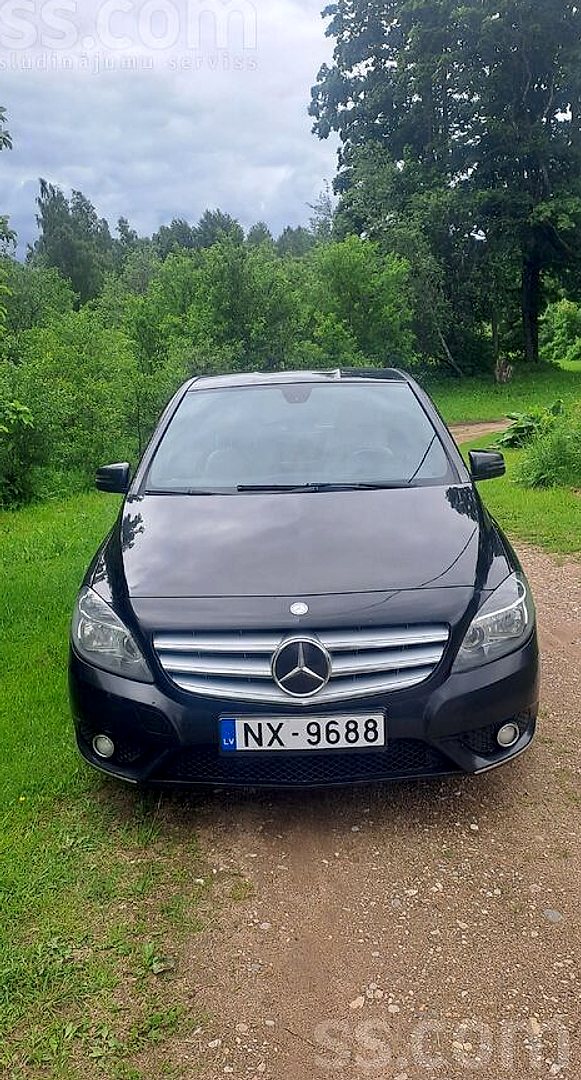 Mercedes-Benz B180 — foto 6