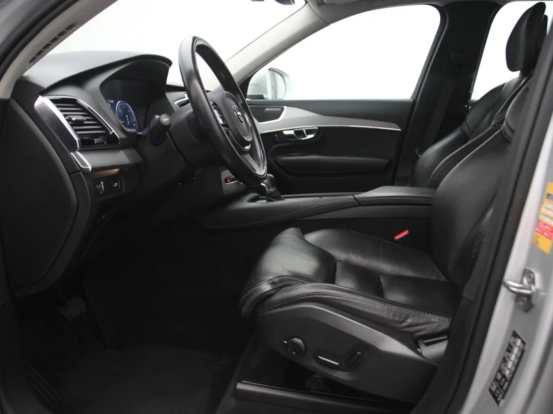 Volvo Xc90 — foto 5