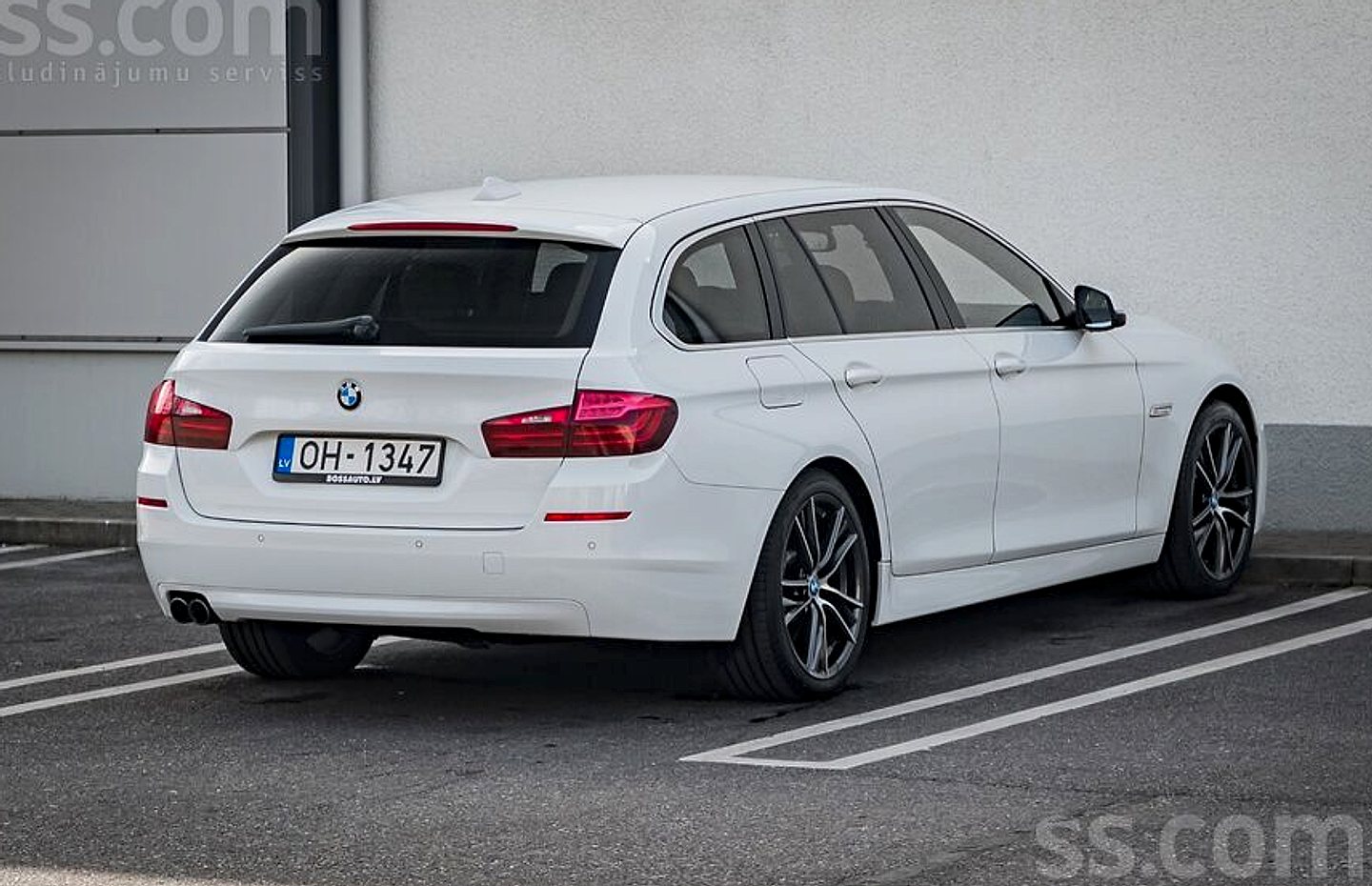 BMW 520 — foto 4