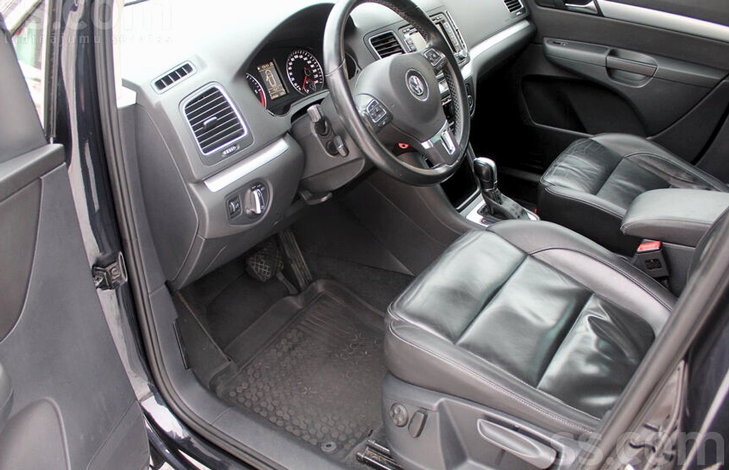 Volkswagen Sharan — foto 5
