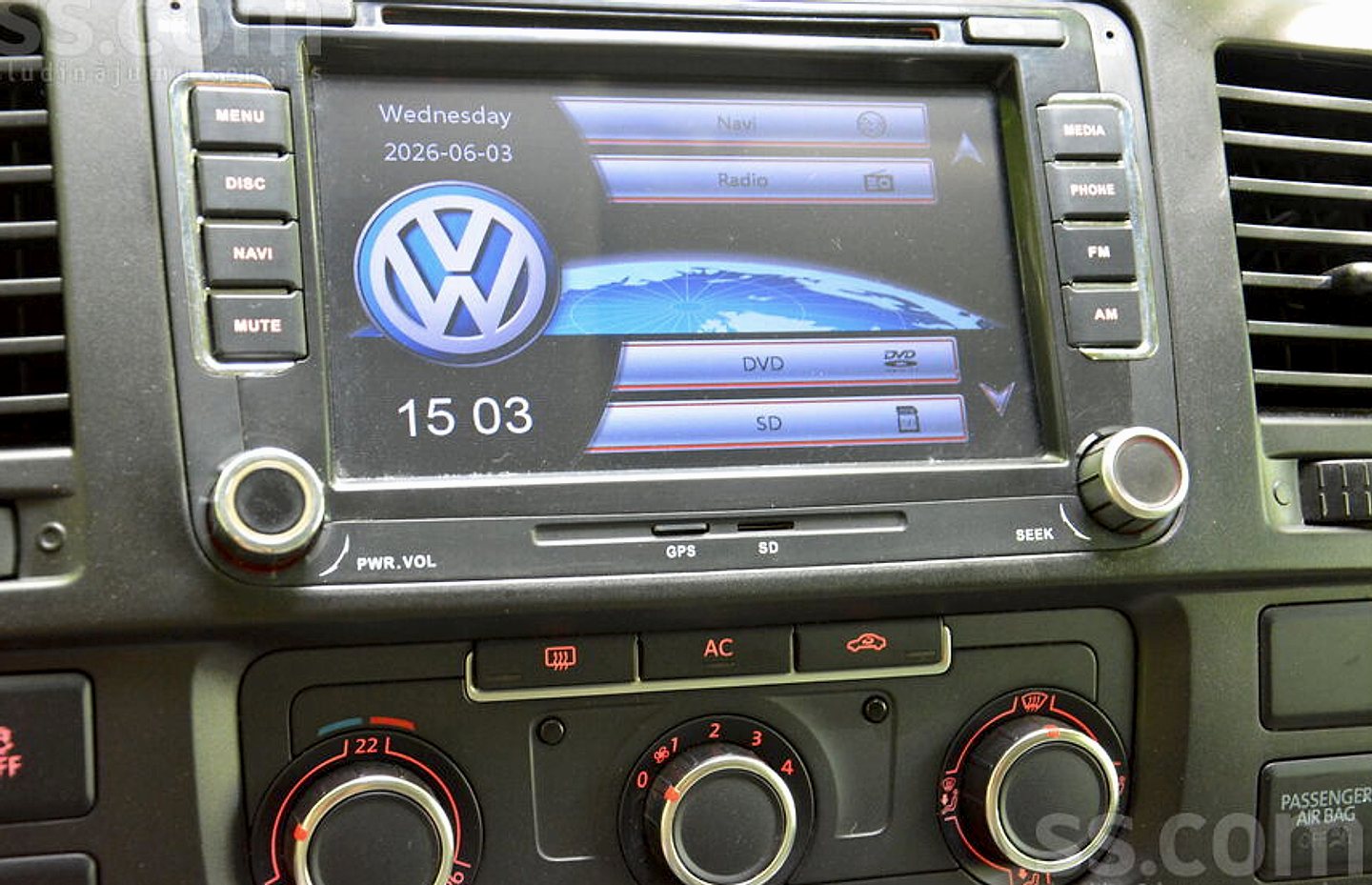 Volkswagen Caravelle — foto 2