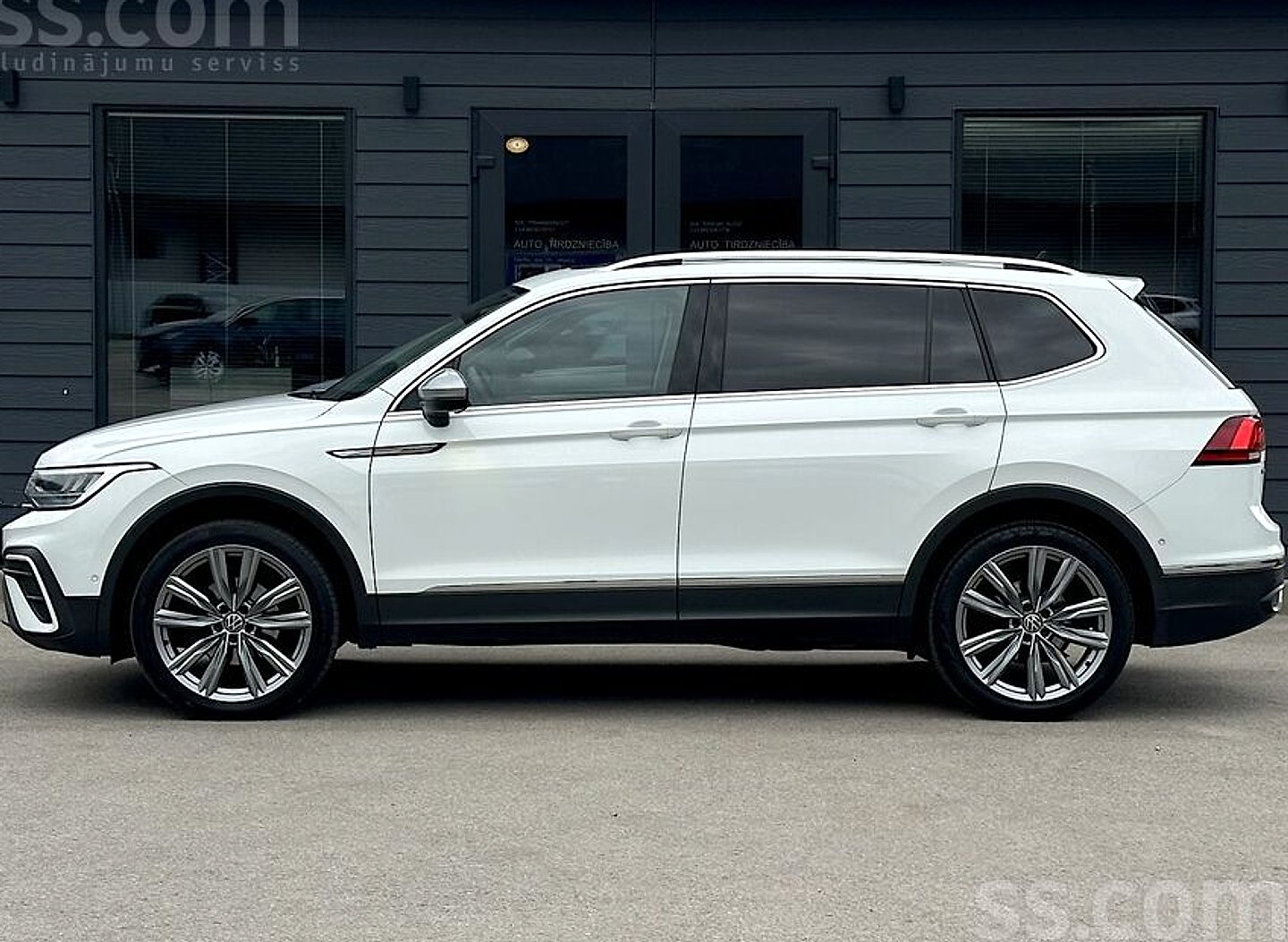 Volkswagen Tiguan — foto 5