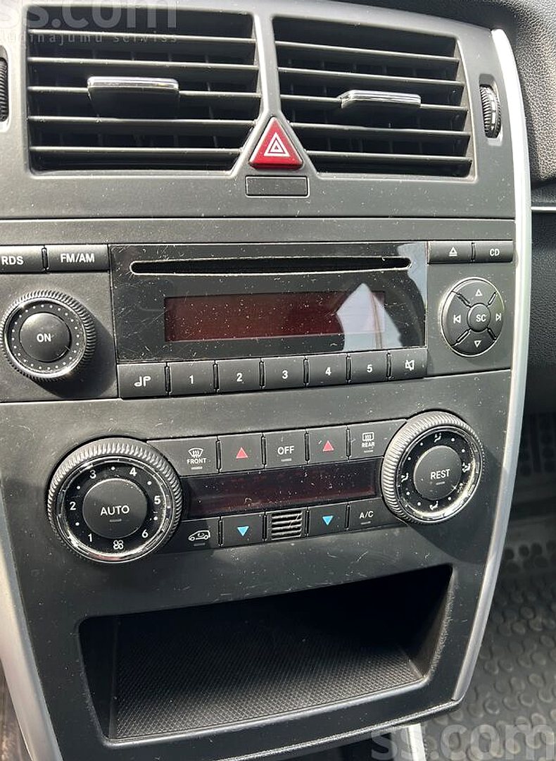 Mercedes-Benz B180 — foto 6