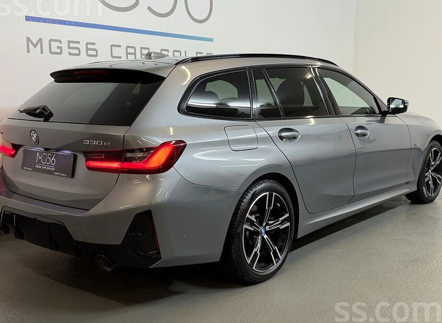 BMW 330 — foto 4