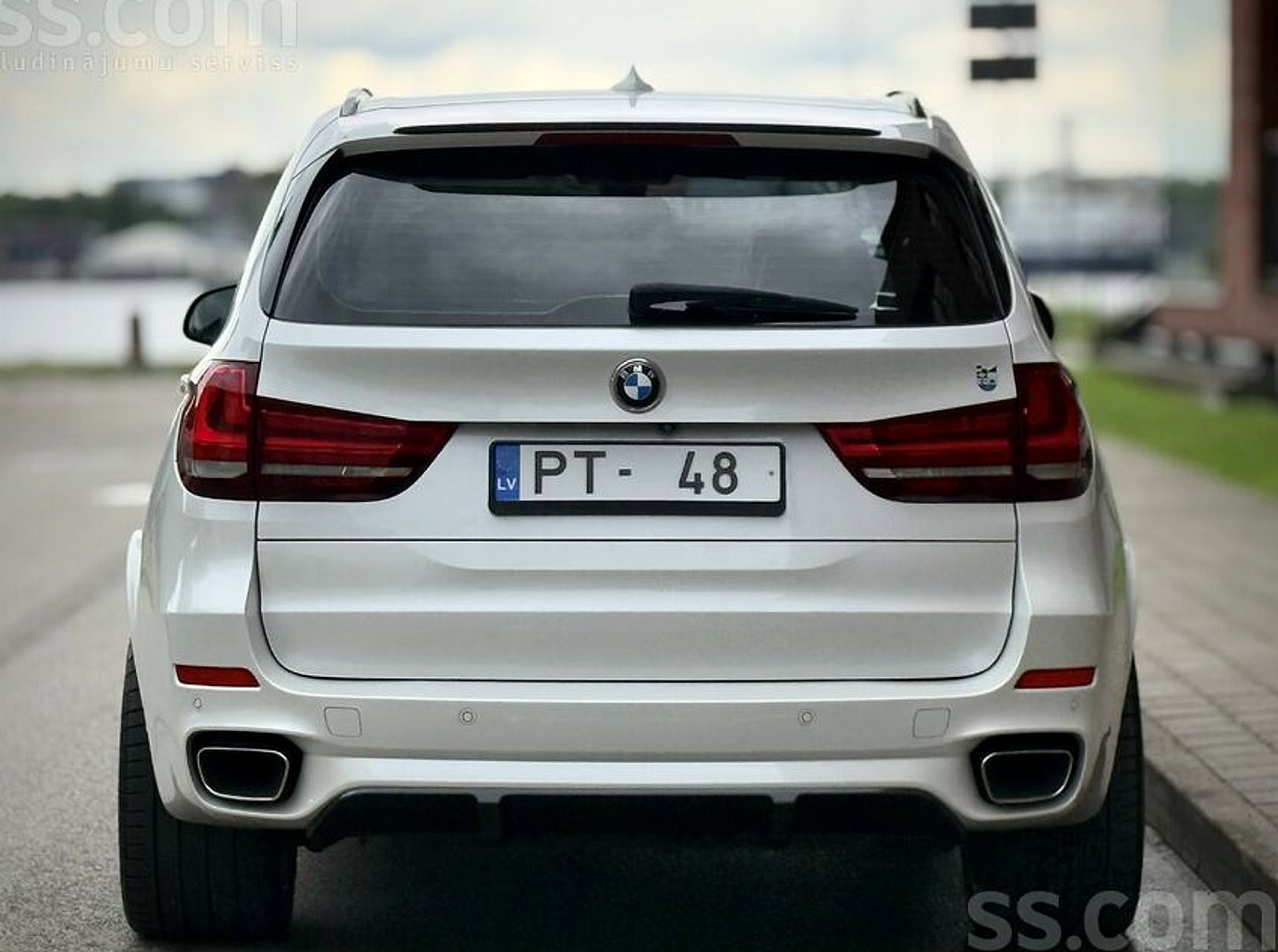 BMW X5 — foto 5
