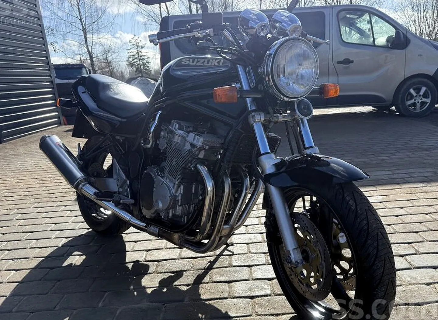 Suzuki Bandit, 1999. gads