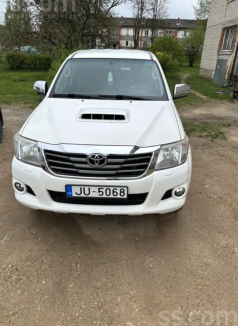 Toyota Hilux, 2014. gads