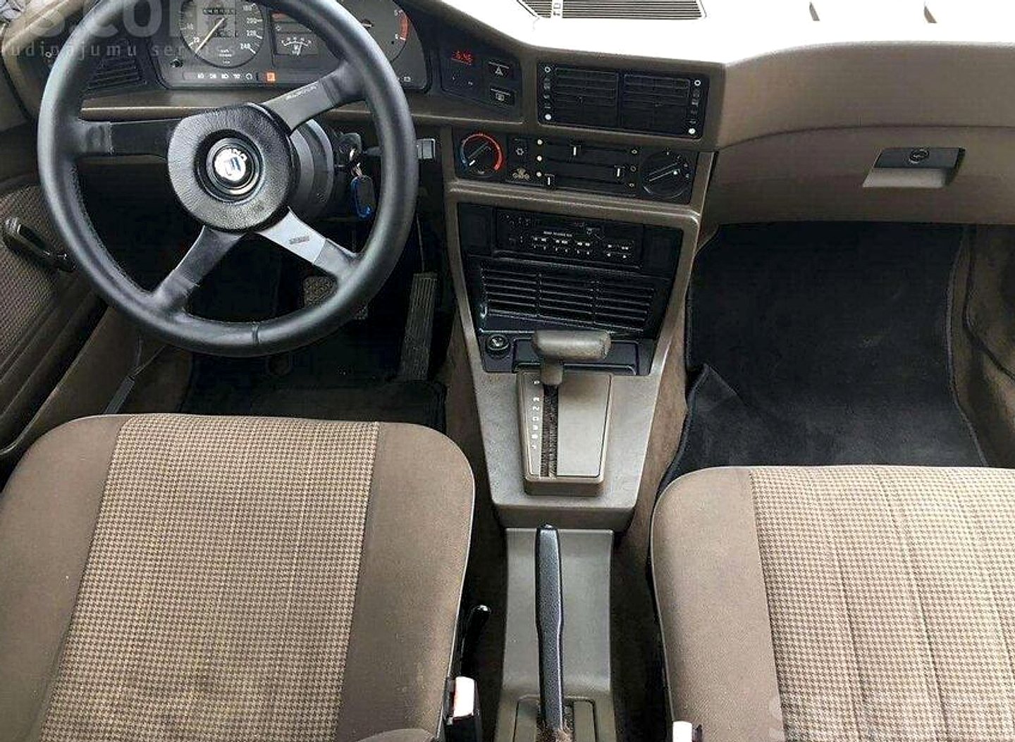 BMW 524 — foto 5