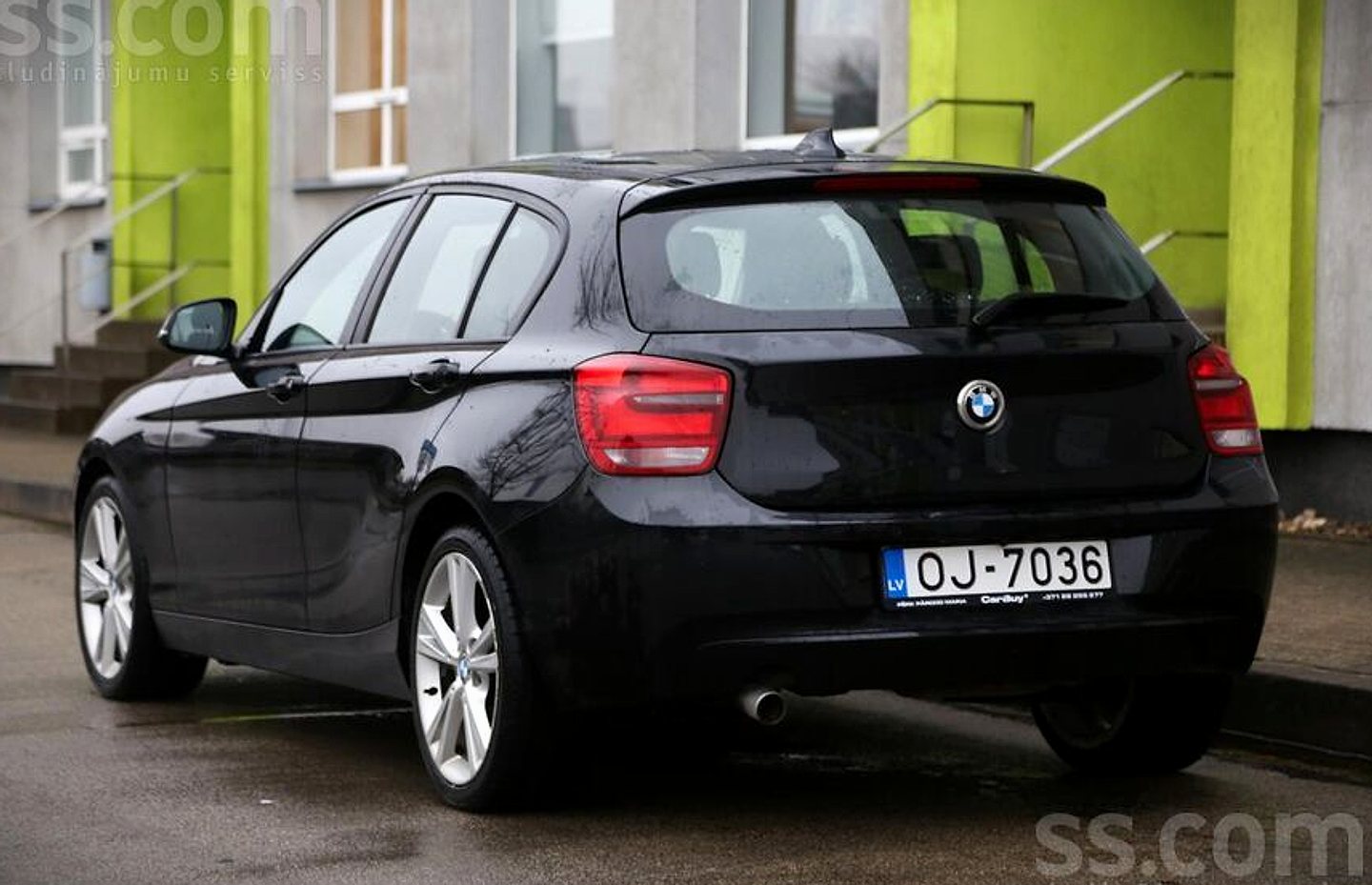 BMW 118 — foto 6
