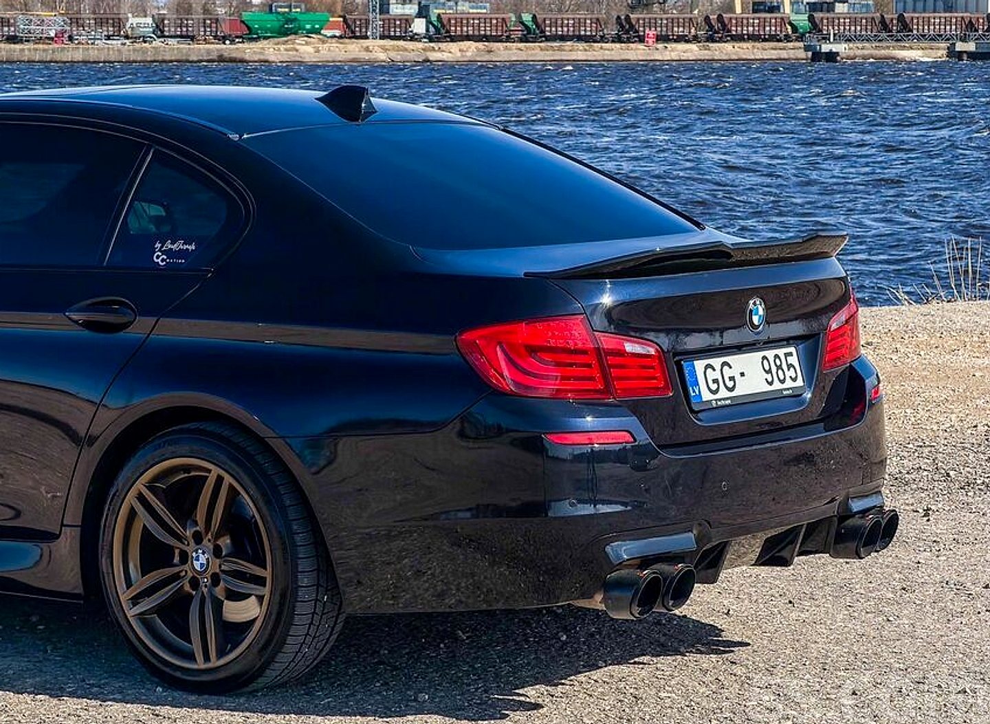 BMW 535 — foto 5