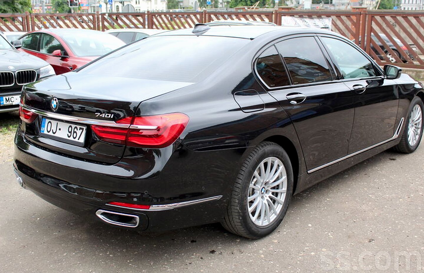BMW 740 — foto 4