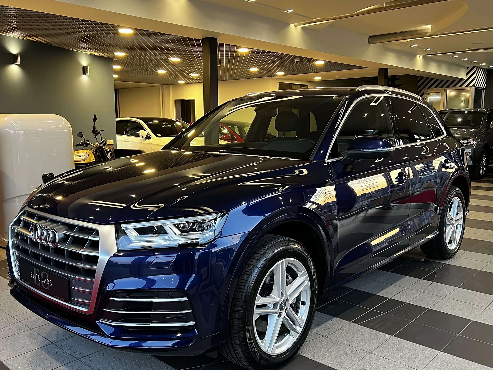 Audi Q5 S Line, 2017. gads