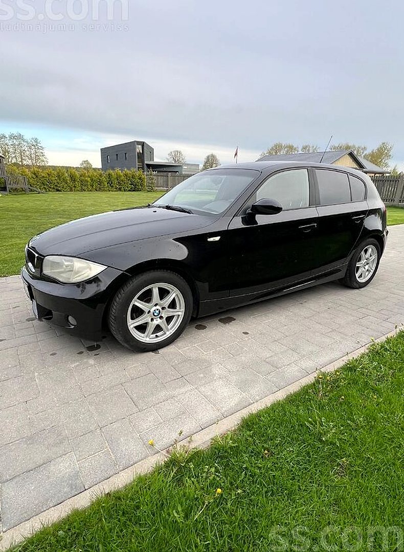 BMW 118 — foto 2