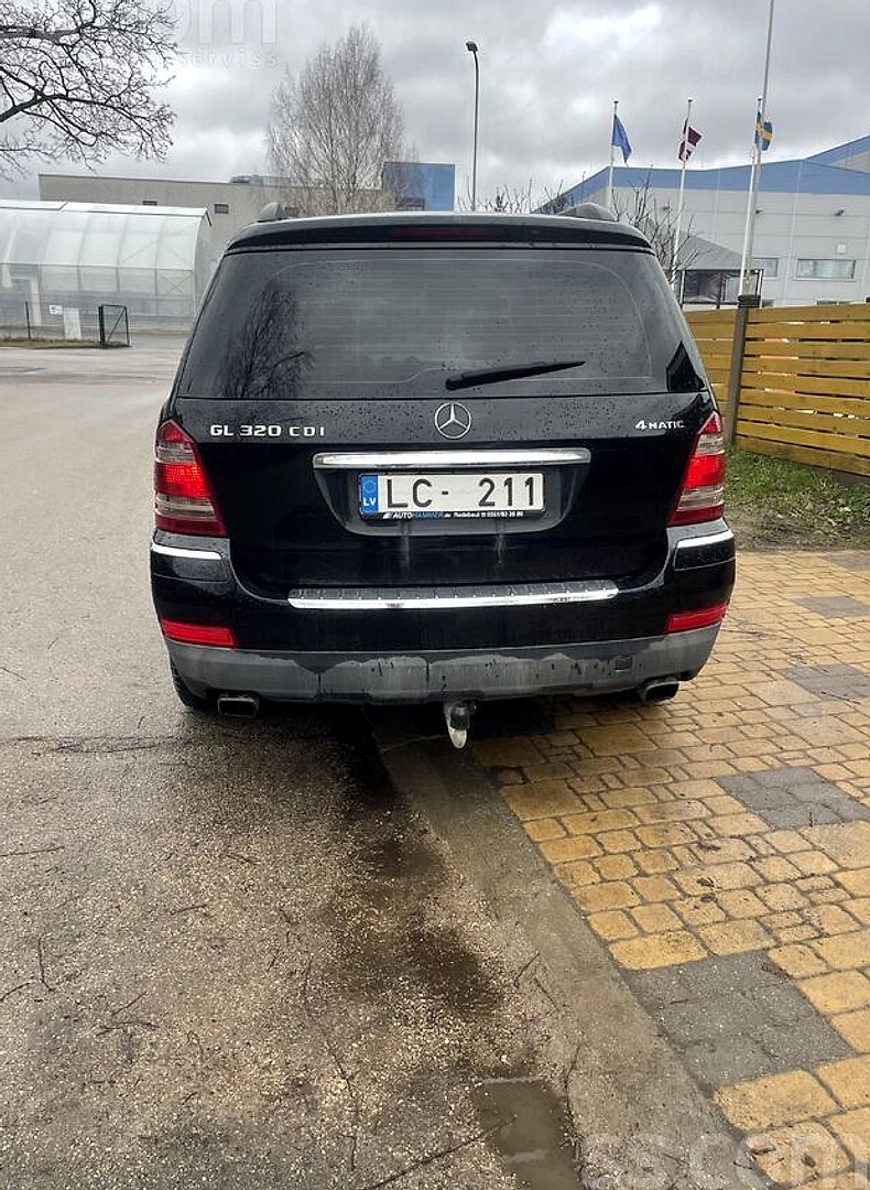 Mercedes-Benz GL320 — foto 6