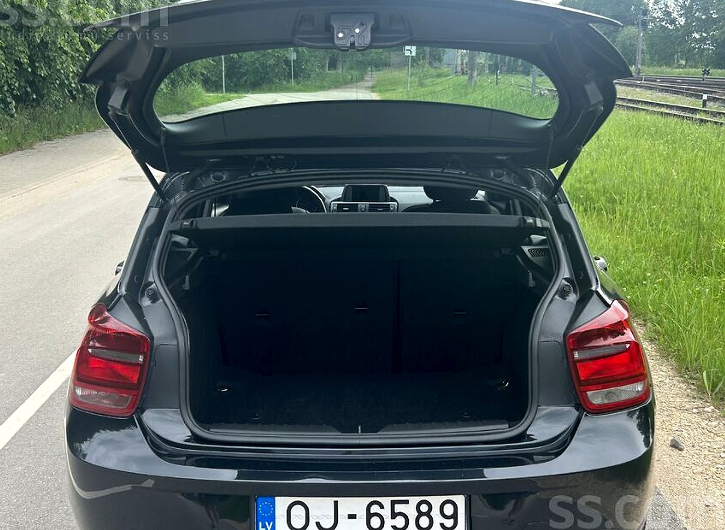 BMW 118 — foto 5