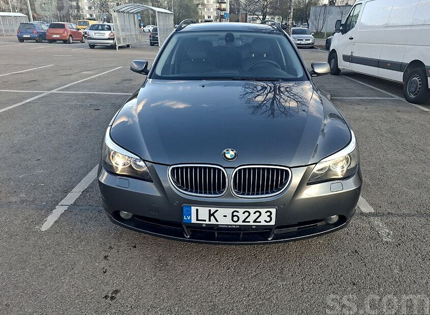 BMW 525 — foto 2