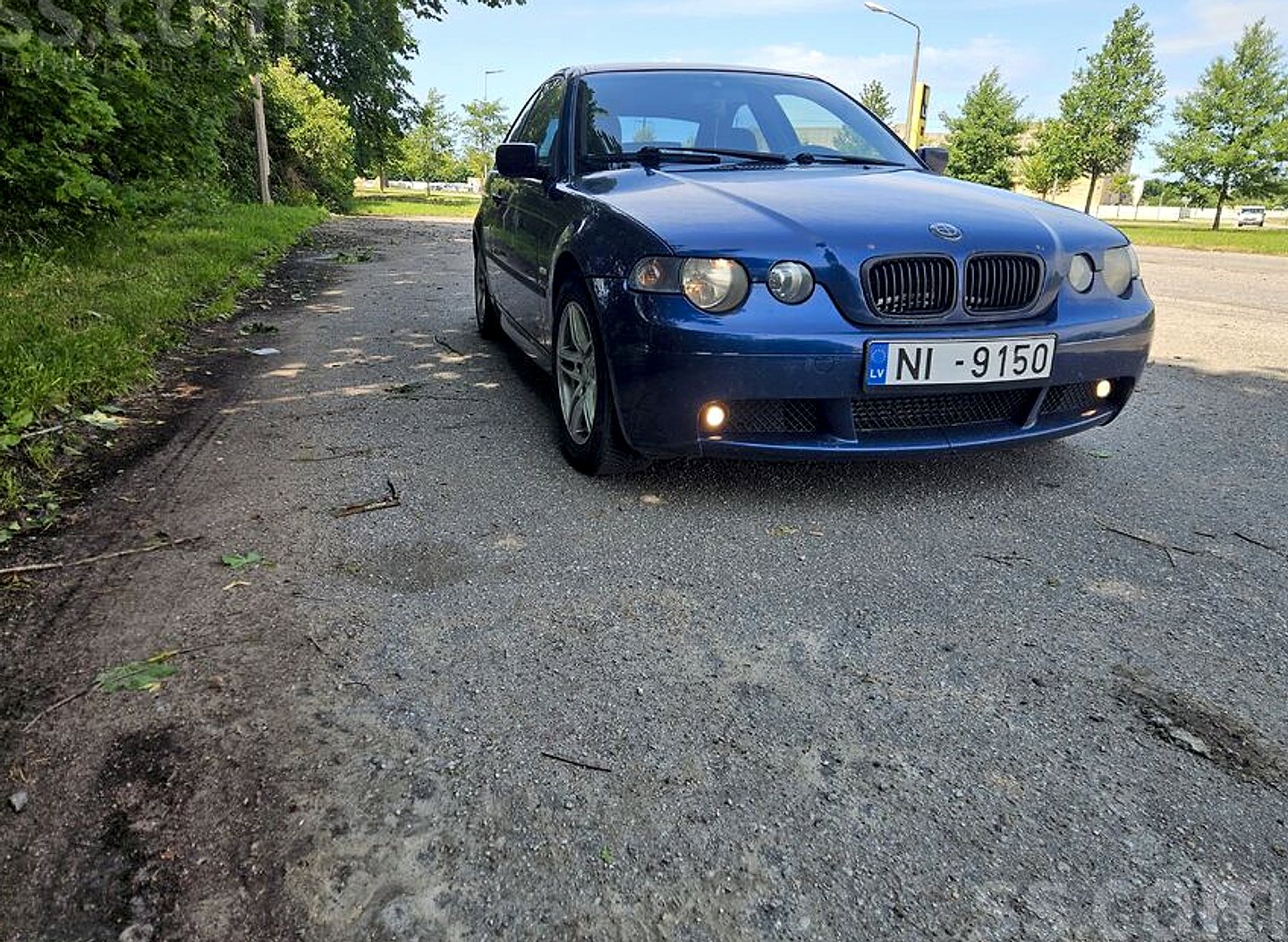 BMW 318 — foto 2