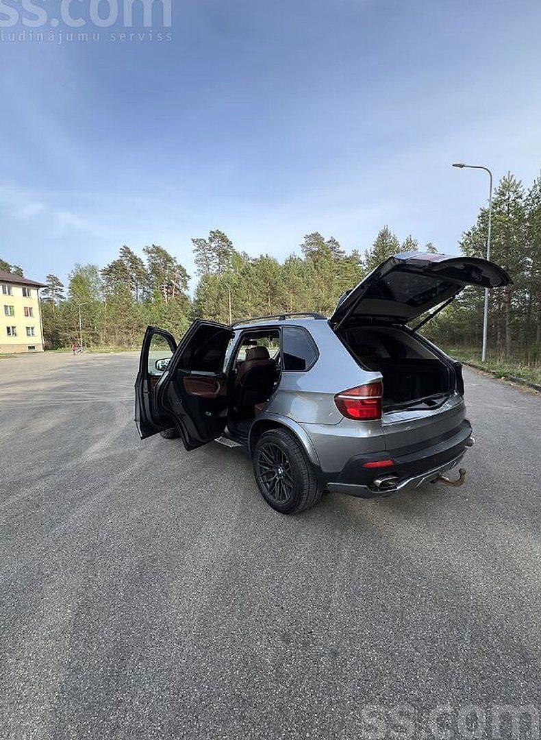 BMW X5 — foto 5