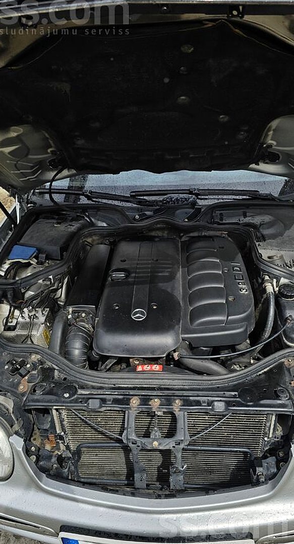 Mercedes-Benz E280 — foto 6