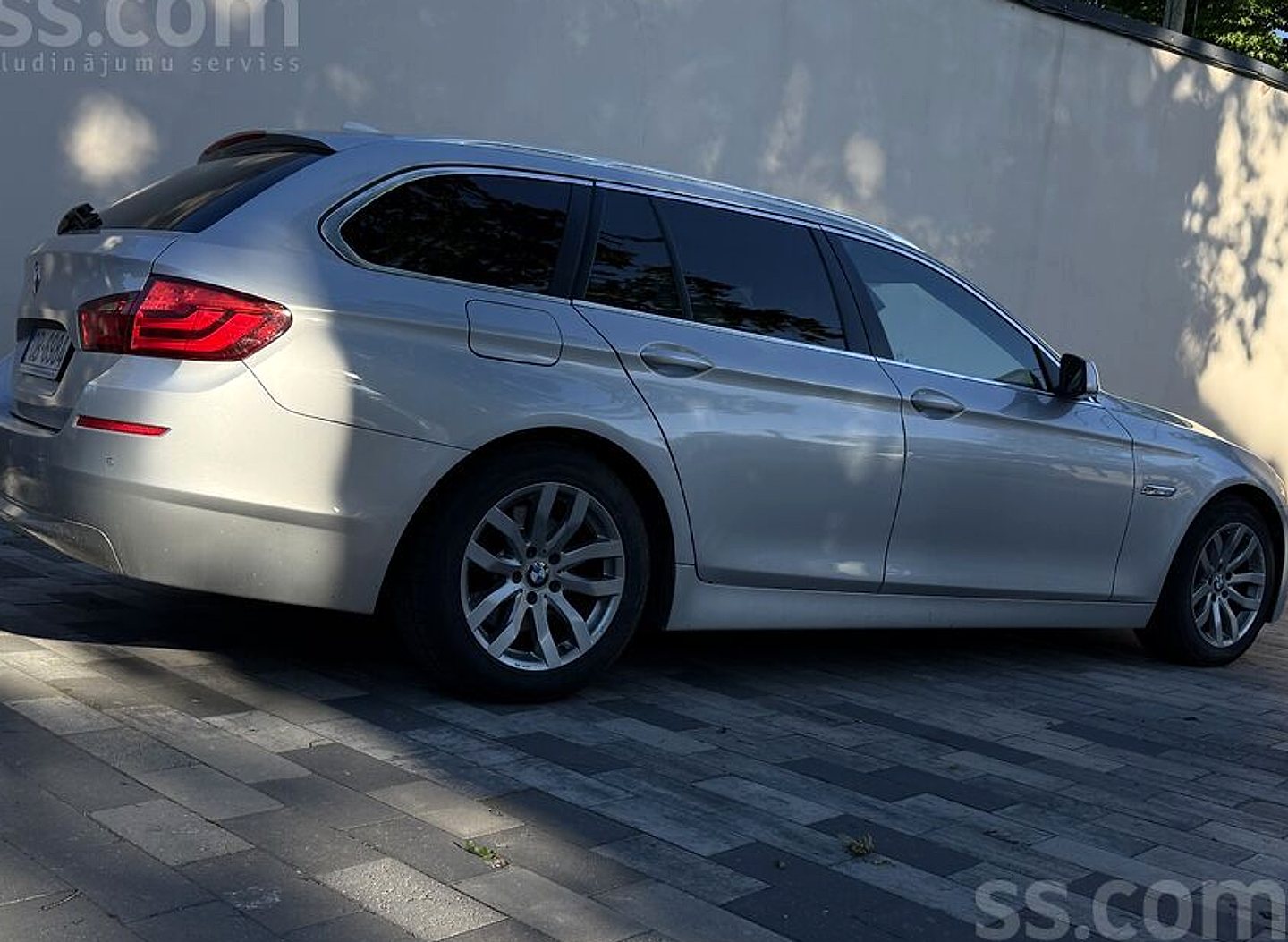 BMW 530 — foto 6