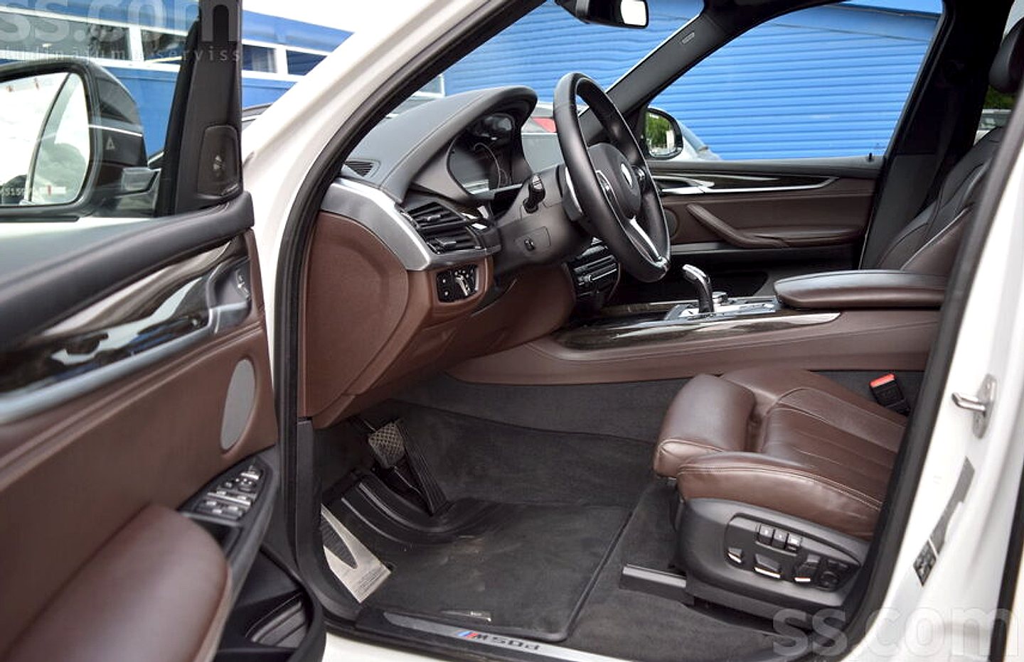 BMW X5 — foto 3