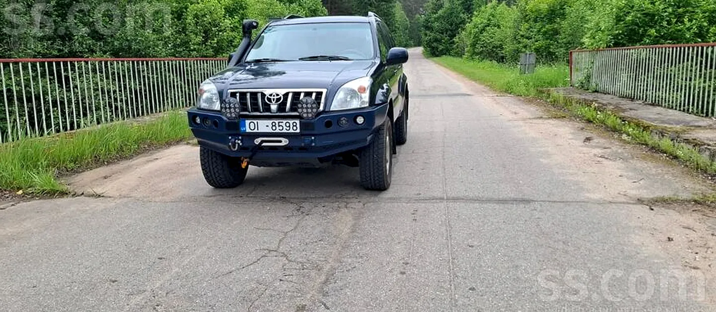 Toyota Land Cruiser, 2003. gads