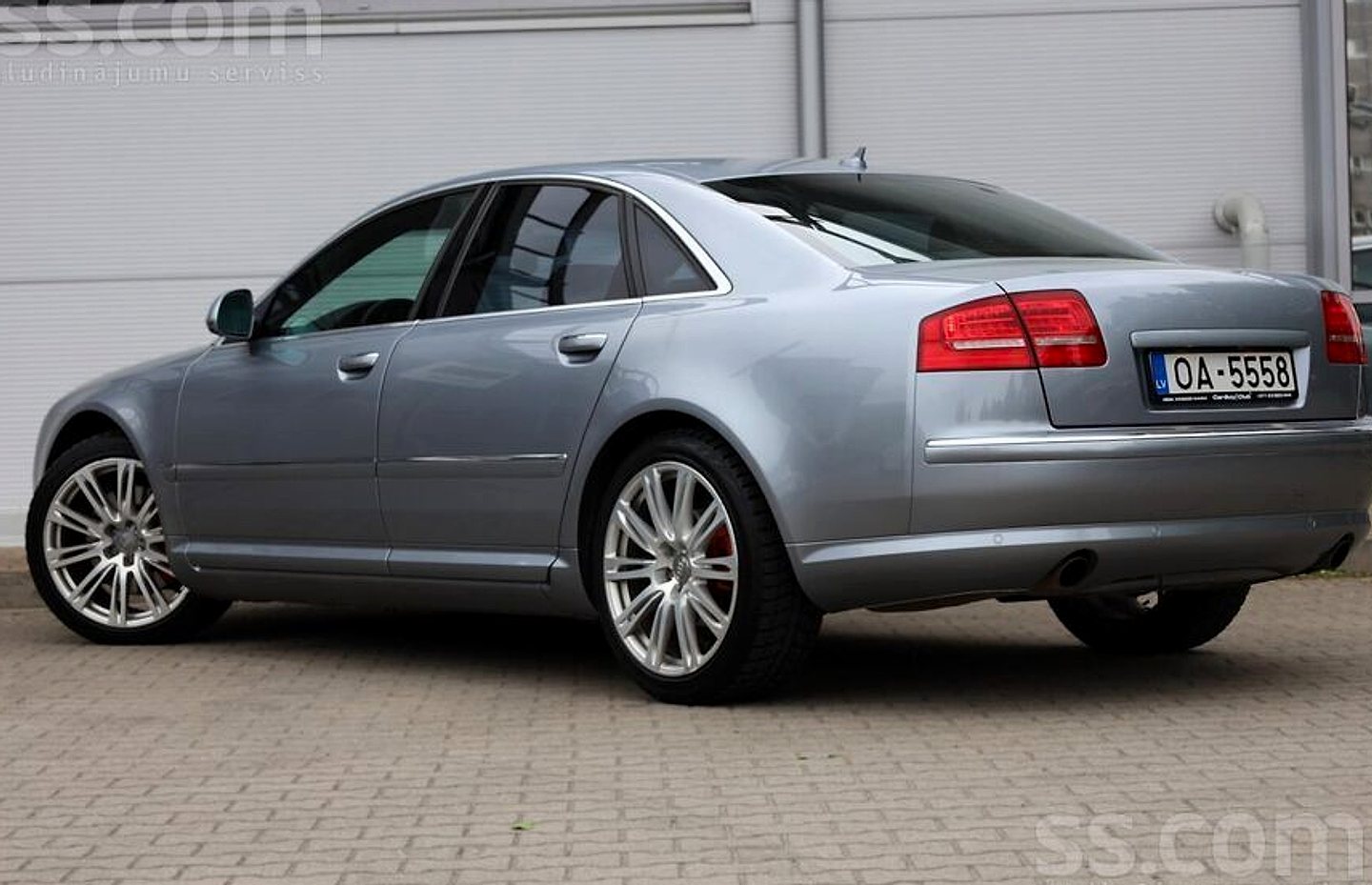 Audi A8 — foto 3