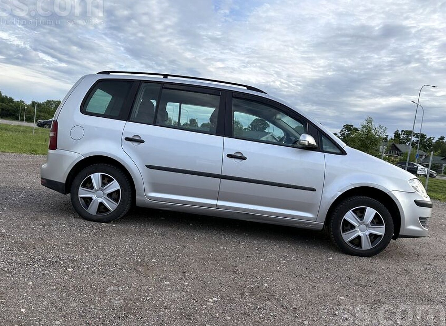 Volkswagen Touran — foto 6