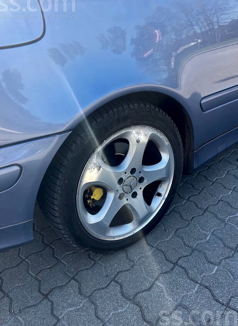 Mercedes-Benz CLK230 — foto 5